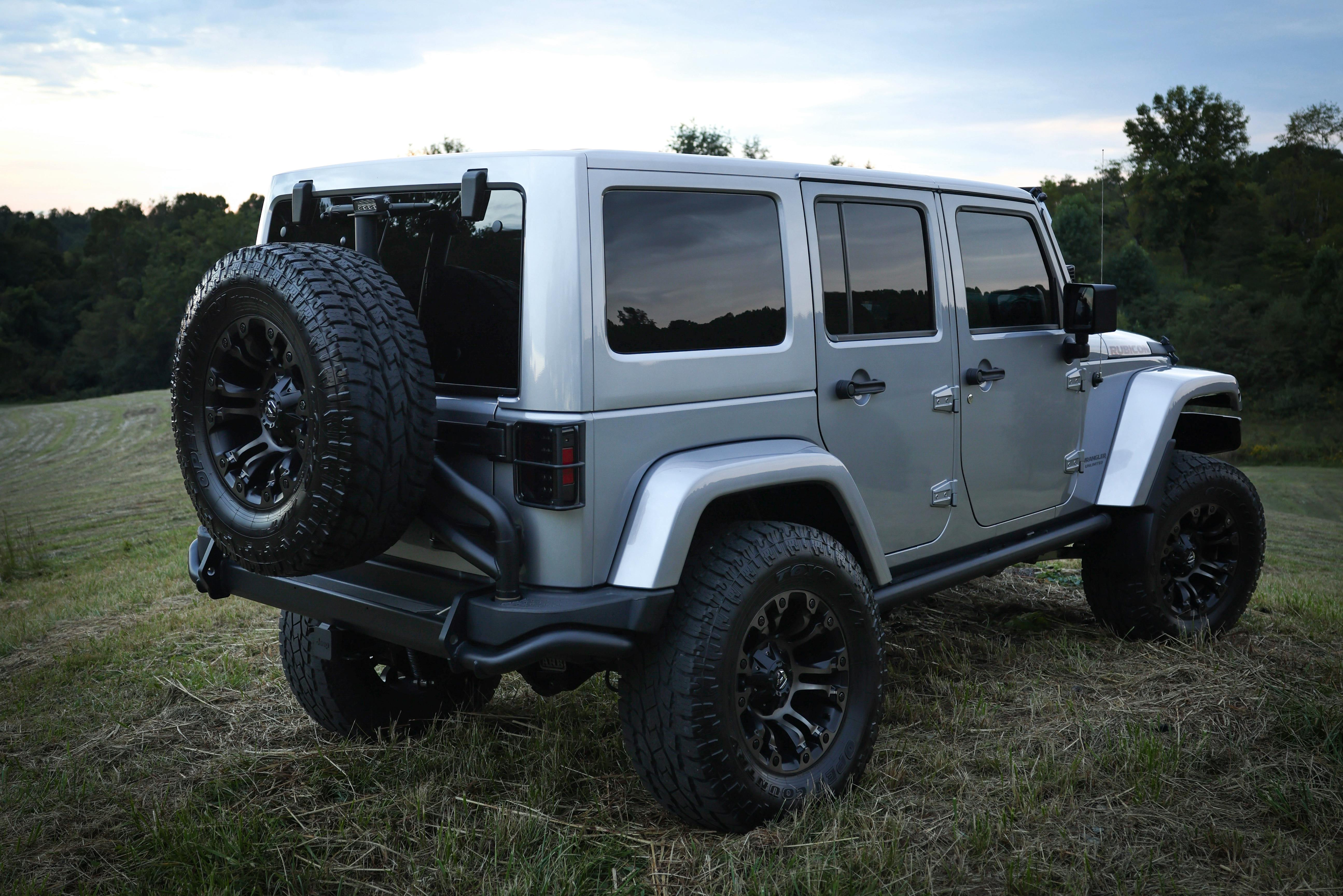 Jeep JK thumbnail 3