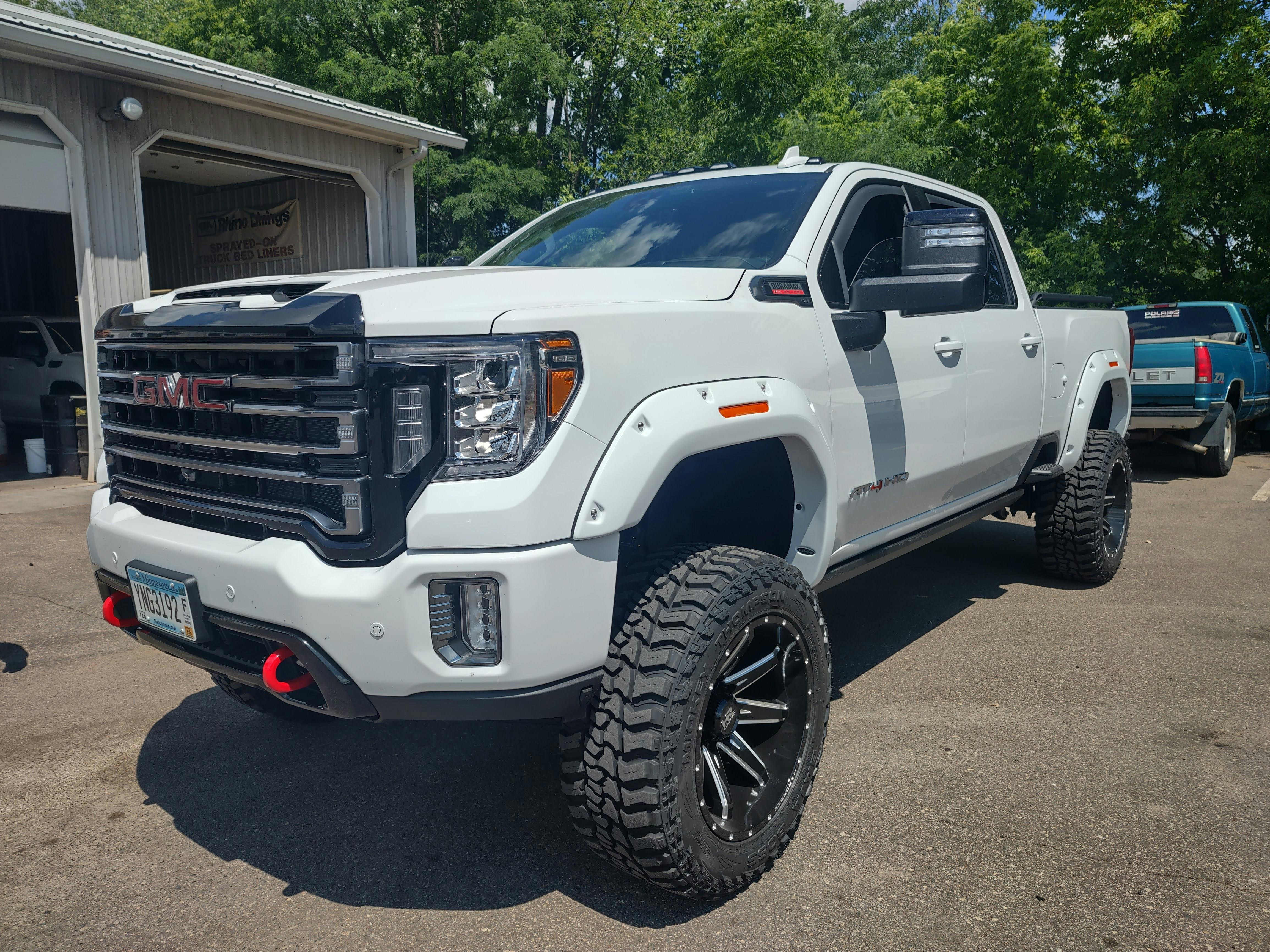 Pod's Customs Truck & Auto Accessories shop exterior in White Bear Lake, Minnesota (placeholder image)