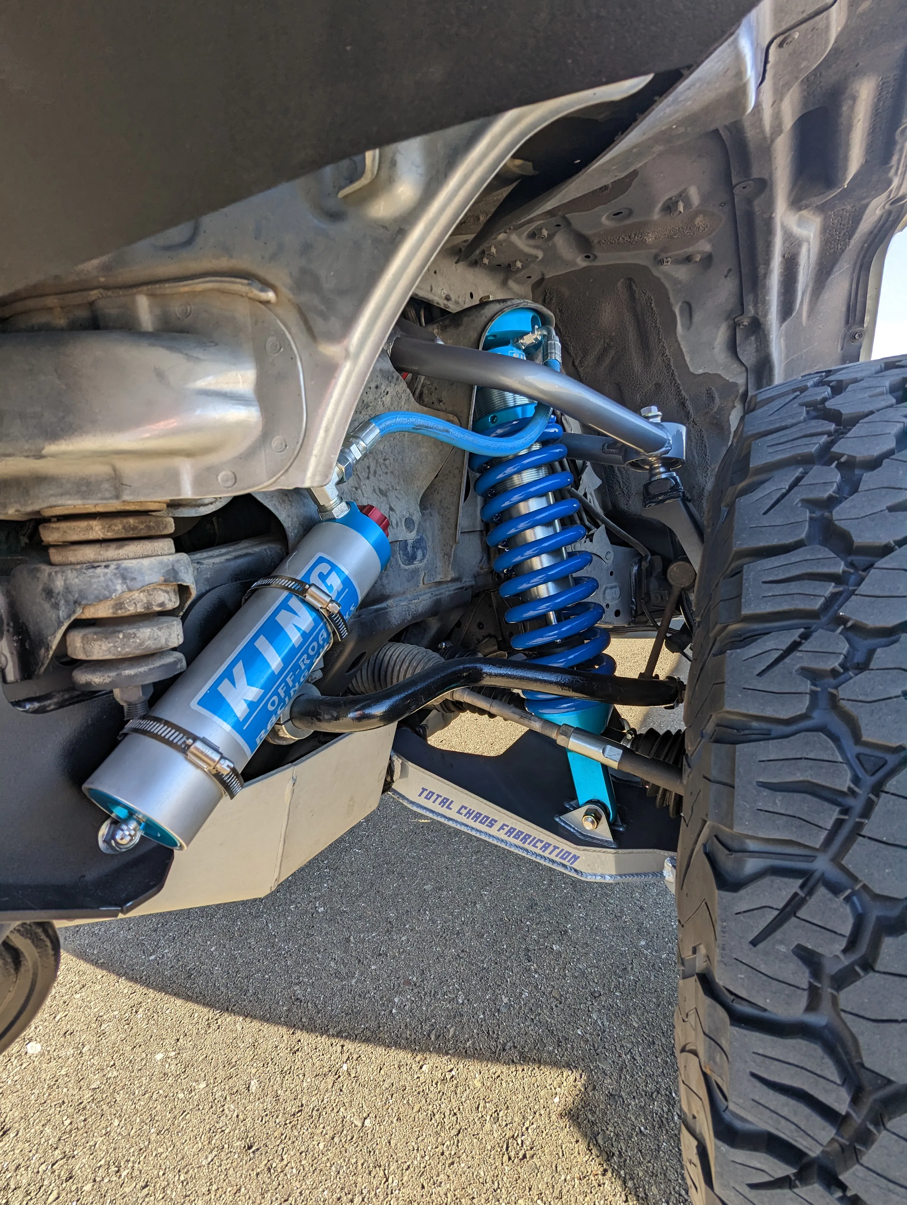 Toyota FJ Cruiser Long Travel Suspension with King Coilover and Total Chaos Control Arms