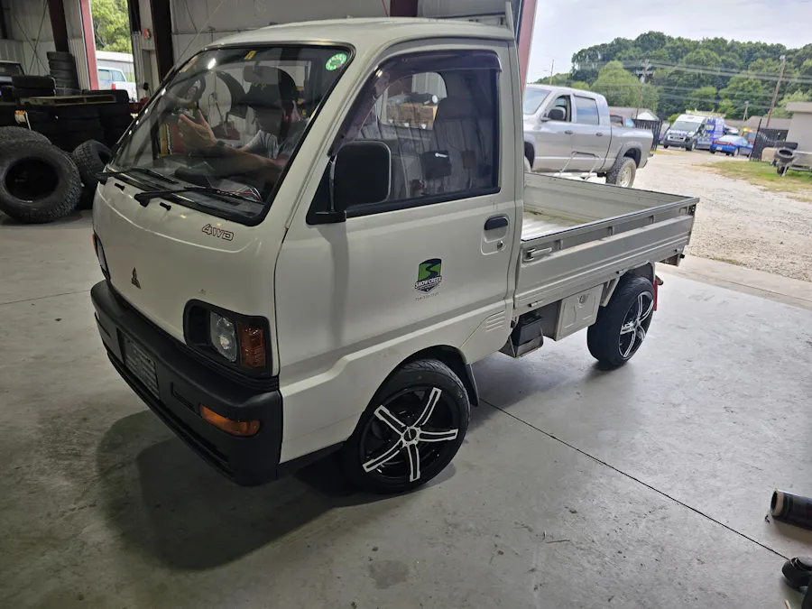 Treadz NC vehicle build photo 14